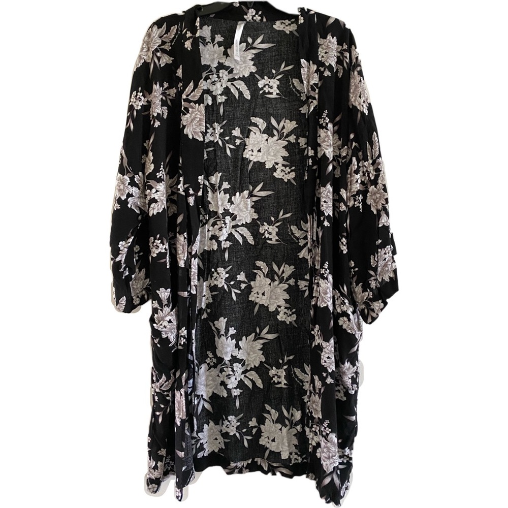 Black flower cardigan